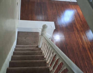 572 Union Avenue - Photo Thumbnail 7