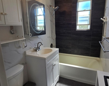 7058 260th Street - Photo Thumbnail 5
