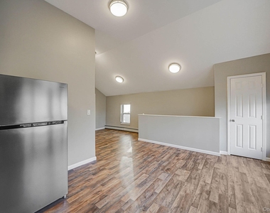 158 Oldfield Avenue - Photo Thumbnail 5