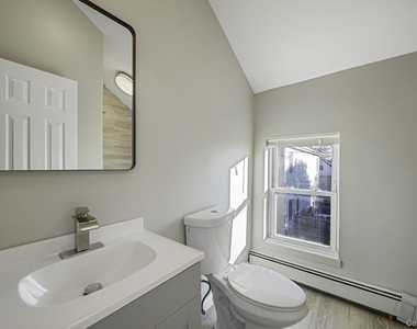 158 Oldfield Avenue - Photo Thumbnail 15