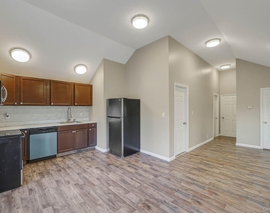 158 Oldfield Avenue - Photo Thumbnail 7