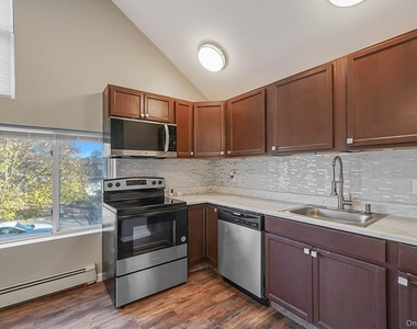 158 Oldfield Avenue - Photo Thumbnail 3