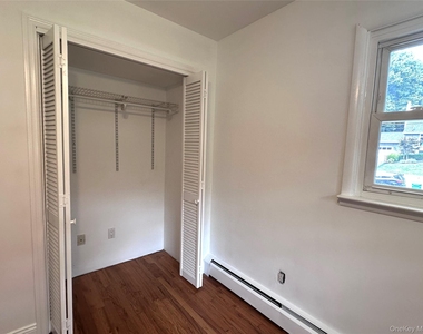 171 Roosevelt Road - Photo Thumbnail 6