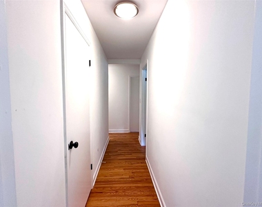 171 Roosevelt Road - Photo Thumbnail 3