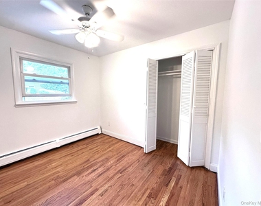171 Roosevelt Road - Photo Thumbnail 7