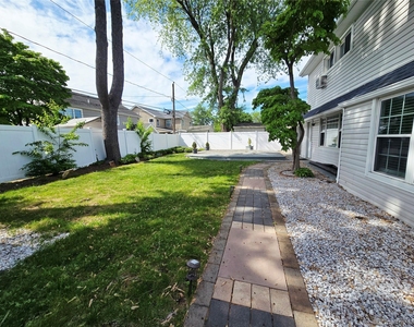 52 Mist Lane - Photo Thumbnail 18