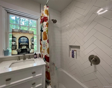 38 Gedney Park Drive - Photo Thumbnail 18