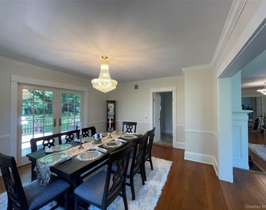 38 Gedney Park Drive - Photo Thumbnail 4