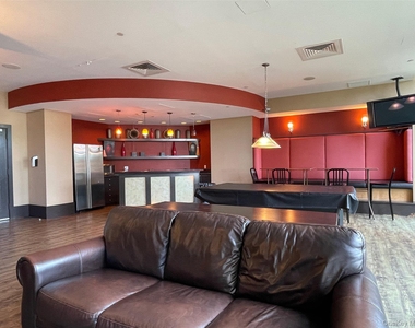 300 Mamaroneck Avenue - Photo Thumbnail 12