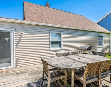 68 Crescent Lane - Photo Thumbnail 38