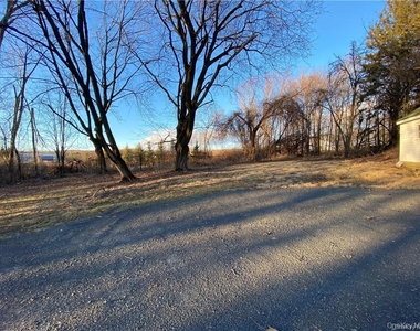 130 Route 17k - Photo Thumbnail 6