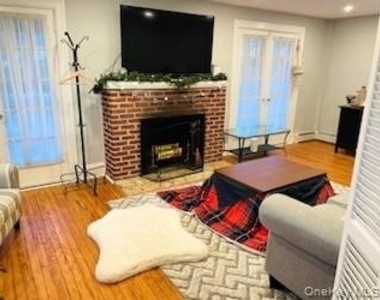 42 Brambach Avenue - Photo Thumbnail 3