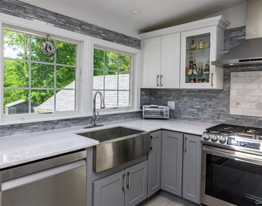 19 Maryland Avenue - Photo Thumbnail 15