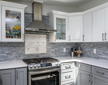19 Maryland Avenue - Photo Thumbnail 16