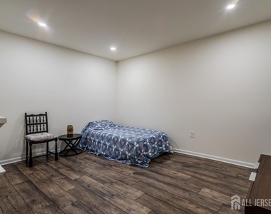 3305 Charleston Drive - Photo Thumbnail 20