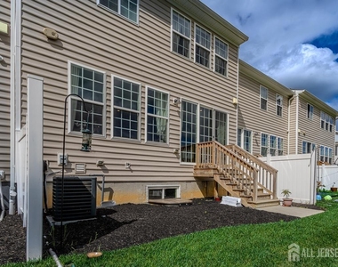 3305 Charleston Drive - Photo Thumbnail 26