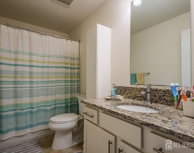 3305 Charleston Drive - Photo Thumbnail 23