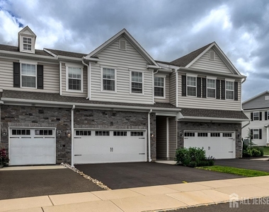 3305 Charleston Drive - Photo Thumbnail 1