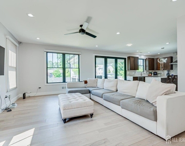 145 Center Street - Photo Thumbnail 10