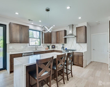 145 Center Street - Photo Thumbnail 14