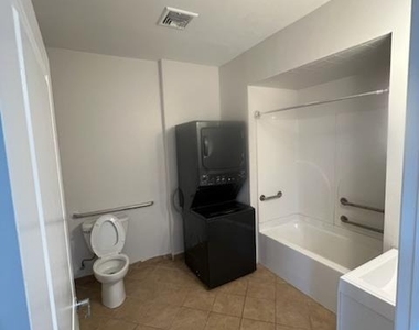 495 Avenel Street - Photo Thumbnail 5
