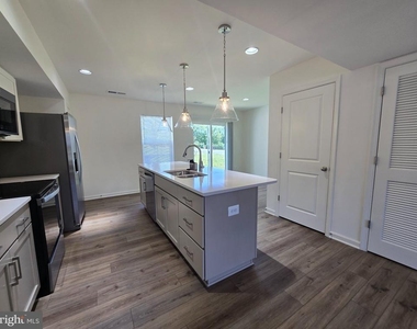 12 Pitch Pine Court - Photo Thumbnail 7