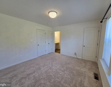 12 Pitch Pine Court - Photo Thumbnail 14