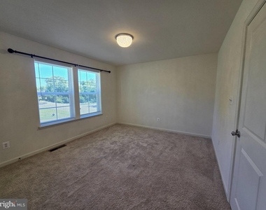12 Pitch Pine Court - Photo Thumbnail 15