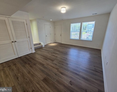 12 Pitch Pine Court - Photo Thumbnail 4