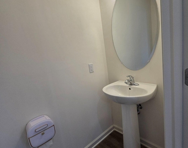 12 Pitch Pine Court - Photo Thumbnail 5