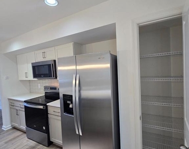 12 Pitch Pine Court - Photo Thumbnail 10