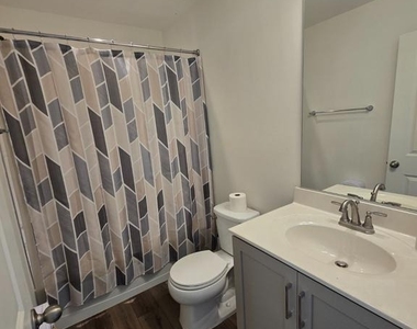 12 Pitch Pine Court - Photo Thumbnail 23