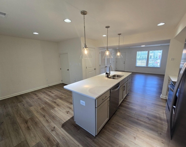 12 Pitch Pine Court - Photo Thumbnail 9