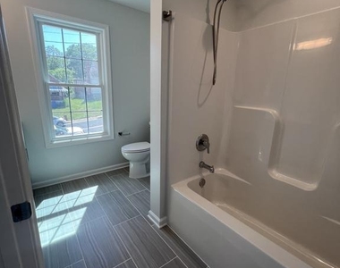 291 Acton - Photo Thumbnail 8