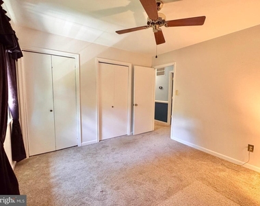 2026 Admiral Drive - Photo Thumbnail 18