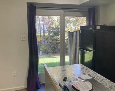 100 Davidson Street - Photo Thumbnail 2
