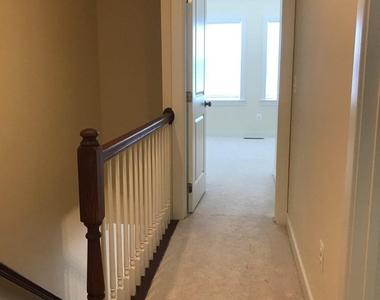 201 Shamrock Drive - Photo Thumbnail 22
