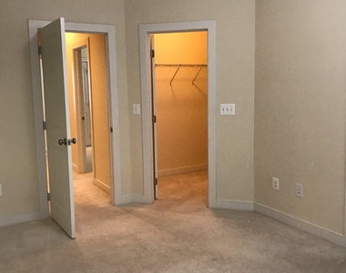 201 Shamrock Drive - Photo Thumbnail 15