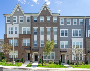 14955 River Walk Way - Photo Thumbnail 2