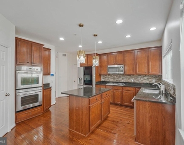 3461 Eagle Ridge Drive - Photo Thumbnail 17