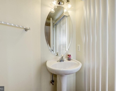 750 Monument Avenue - Photo Thumbnail 19