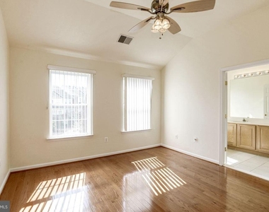 750 Monument Avenue - Photo Thumbnail 28