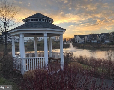 14201 Reidhall Place - Photo Thumbnail 6
