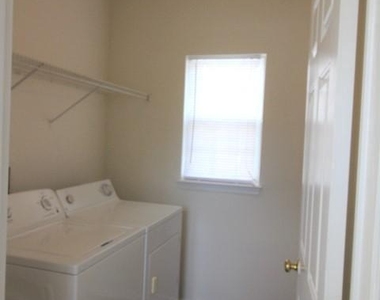 14201 Reidhall Place - Photo Thumbnail 29
