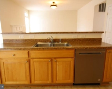 14201 Reidhall Place - Photo Thumbnail 25