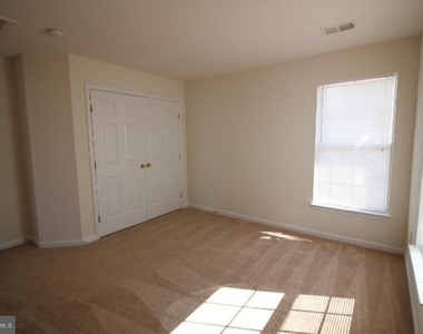 14201 Reidhall Place - Photo Thumbnail 38
