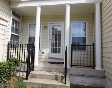 14201 Reidhall Place - Photo Thumbnail 3