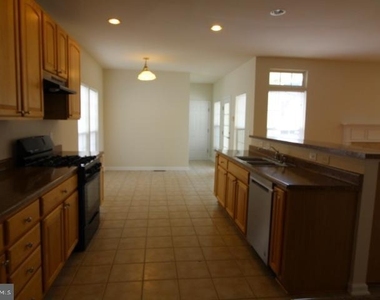 14201 Reidhall Place - Photo Thumbnail 20