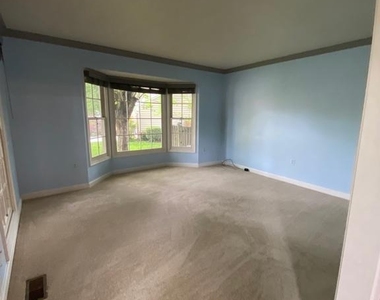 9621 Bainbridge Court - Photo Thumbnail 6