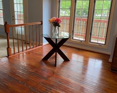 9621 Bainbridge Court - Photo Thumbnail 9